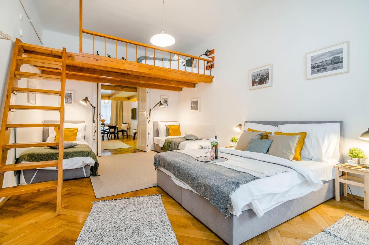 Florenc Apartments Prague 1 By Michal&Friends 外观 照片