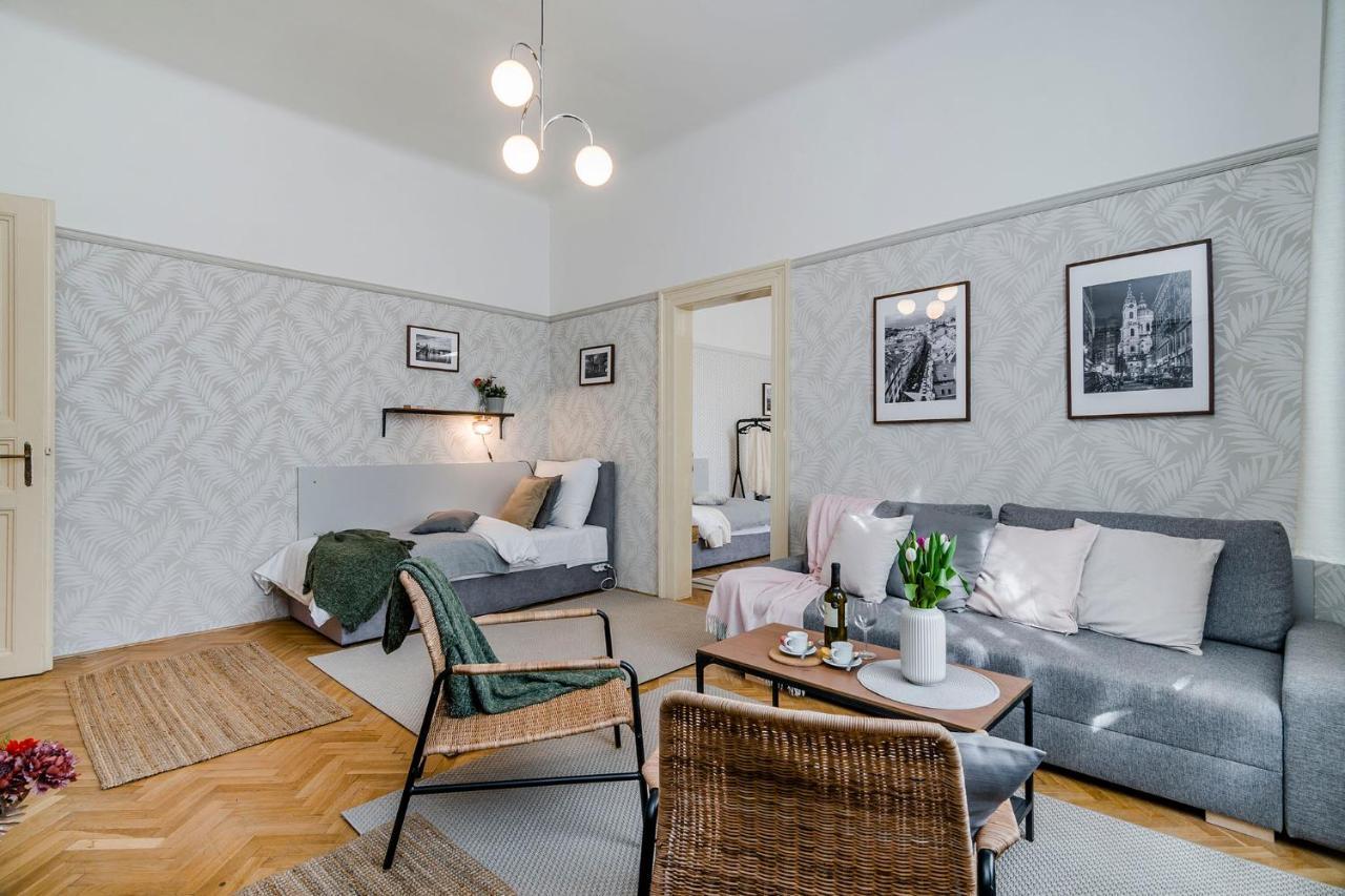 Florenc Apartments Prague 1 By Michal&Friends 外观 照片