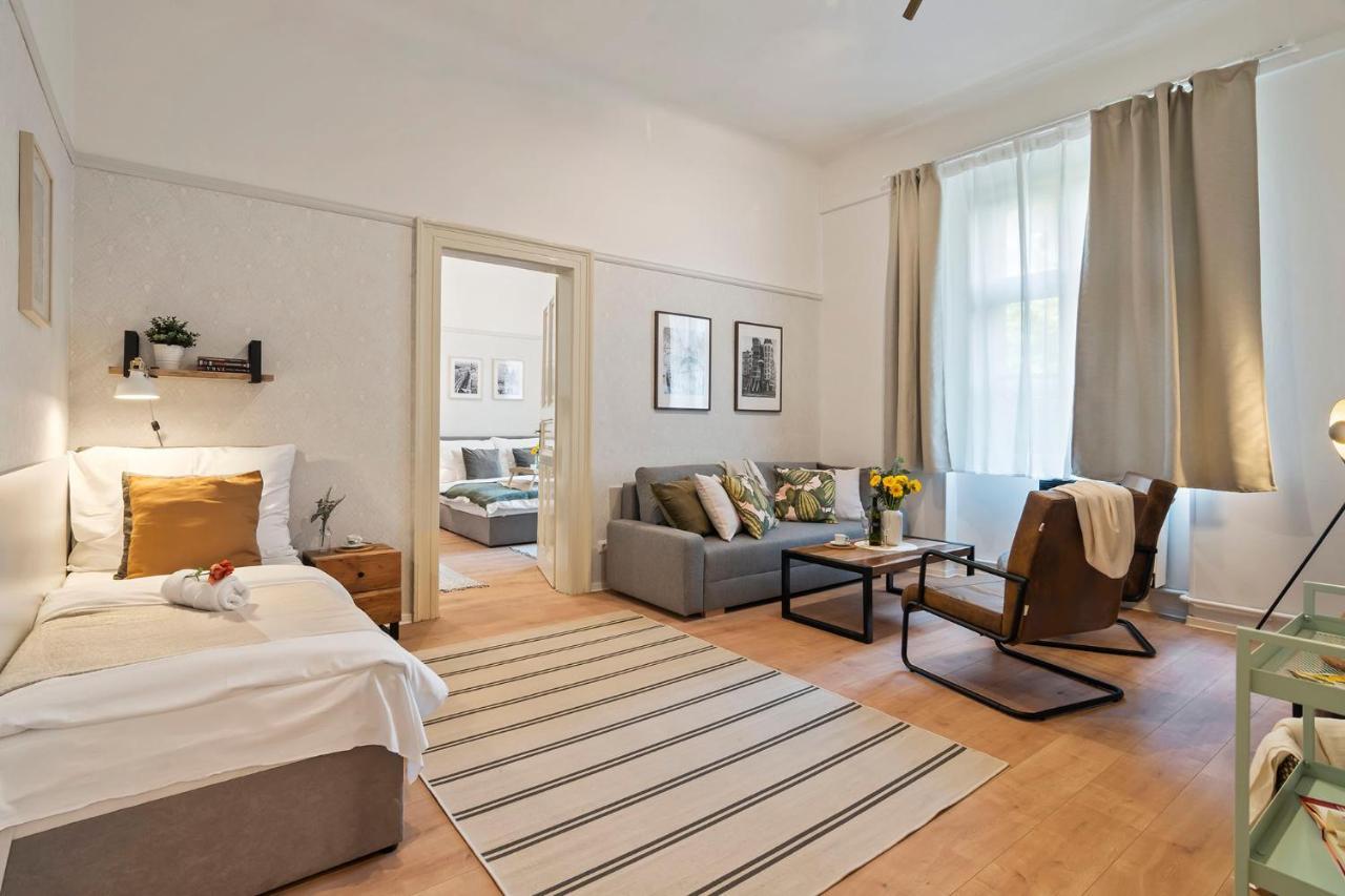 Florenc Apartments Prague 1 By Michal&Friends 外观 照片